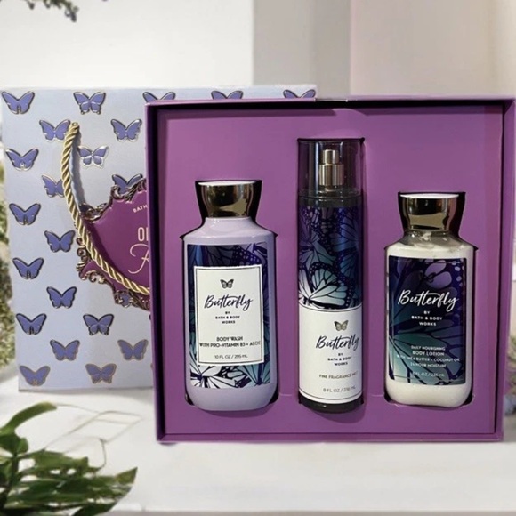 BBW BUTTERFLY GIFT SET NIB - Picture 2 of 2